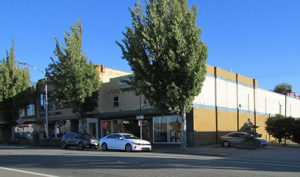 116 W Front St 5648 in Port Angeles, Washington