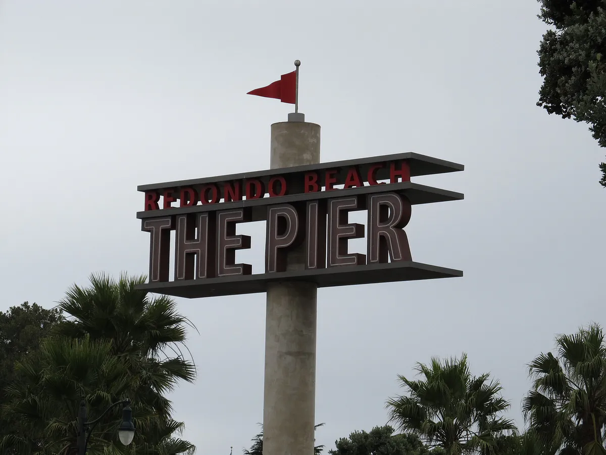 Redondo Beach Pier, Redondo Beach, California (6027113068)