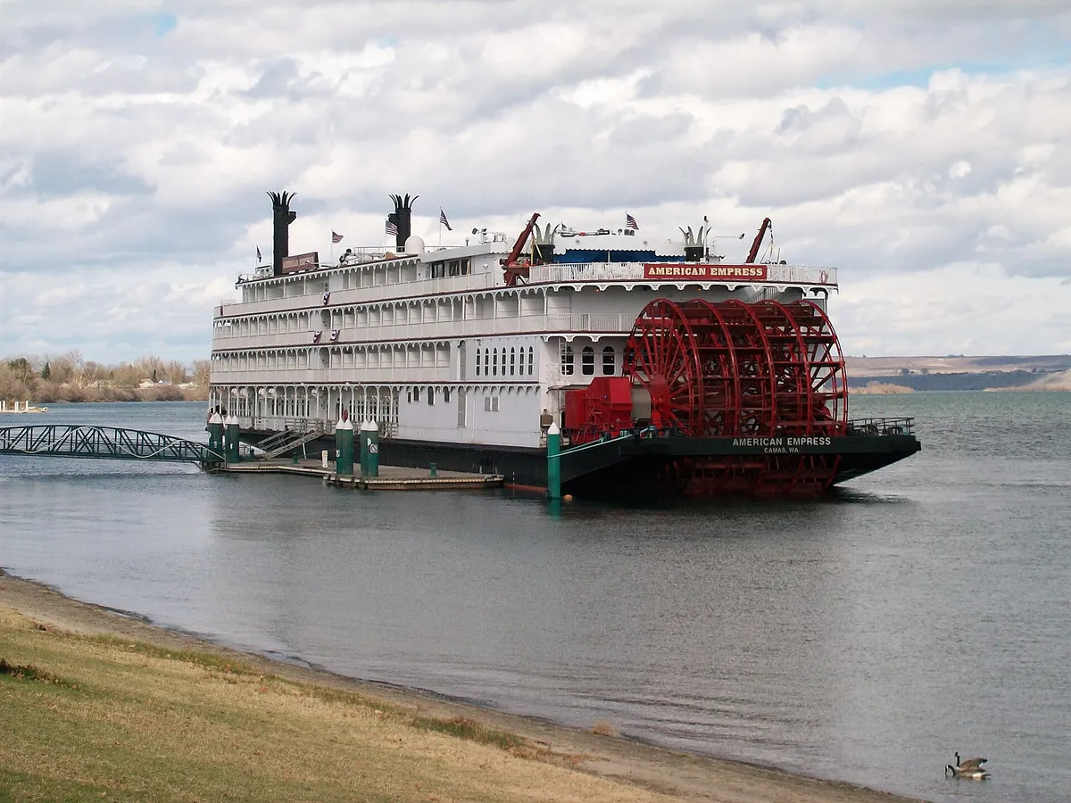 American Empress at Howard Amon Park, stern in Richland, Washington