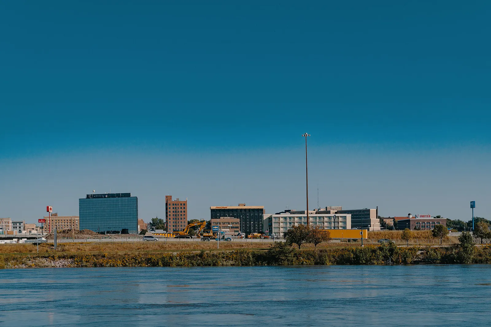 Sioux City, Iowa Skyline and Missouri River (45565785651)