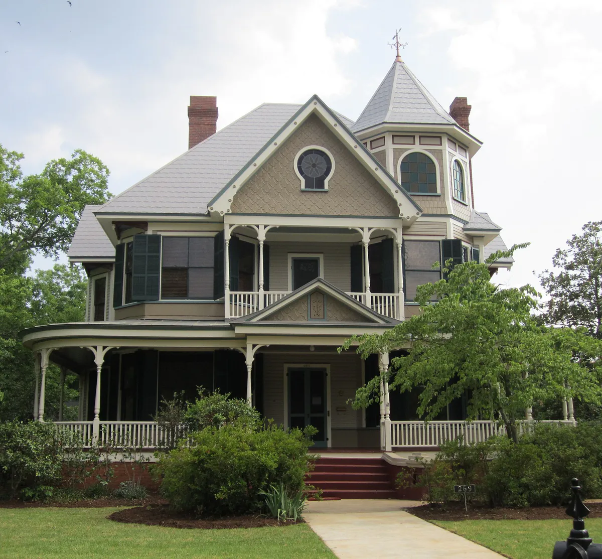 Irwin House in Historic Hampton Heights in Spartanburg, South Carolina