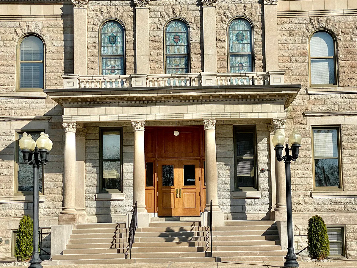 St. Charles County Courthouse, 3rd Street, St. Charles, MO - 53284830917, Missouri