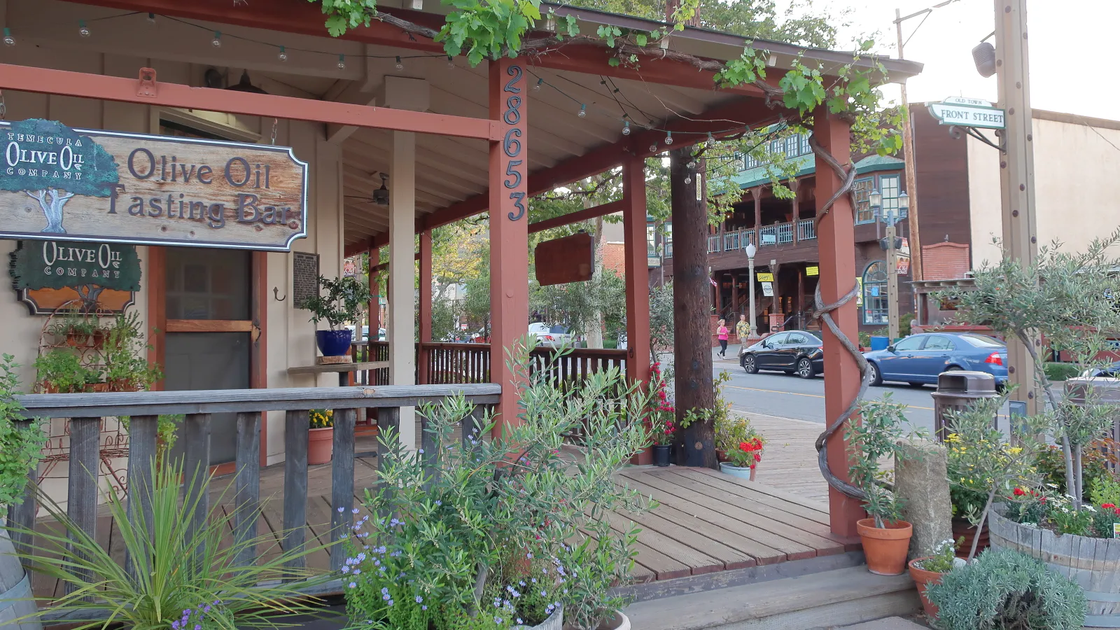 170410 520 Old Town Temecula - Temecula Olive Oil Company at Front and Main Streets, California