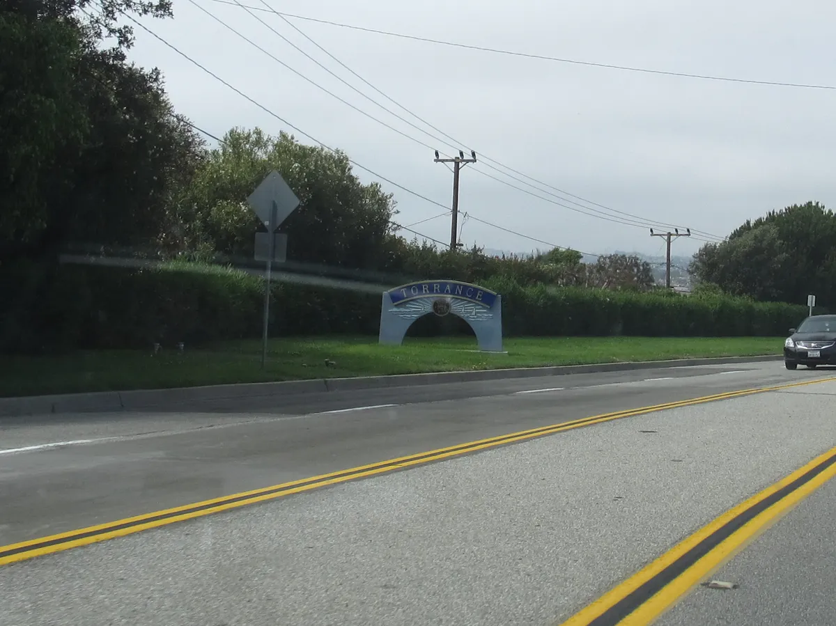 Welcome to Torrance, California (6027111406)
