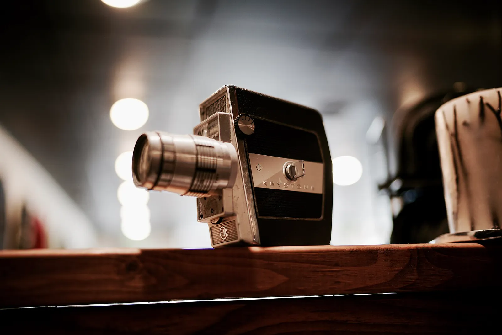 Vintage camera (Unsplash) in Truckee, California
