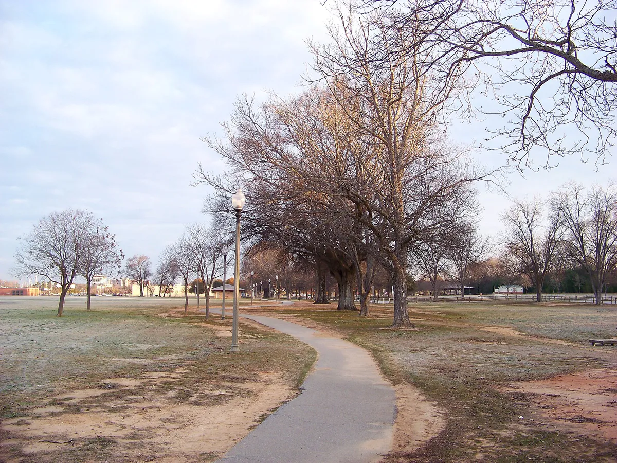 Snow Hinton Park - panoramio - Idawriter in Tuscaloosa, Alabama