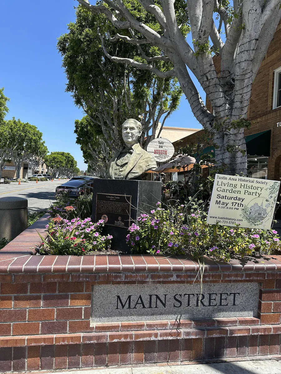 Main Street Tustin bust of Founder, California