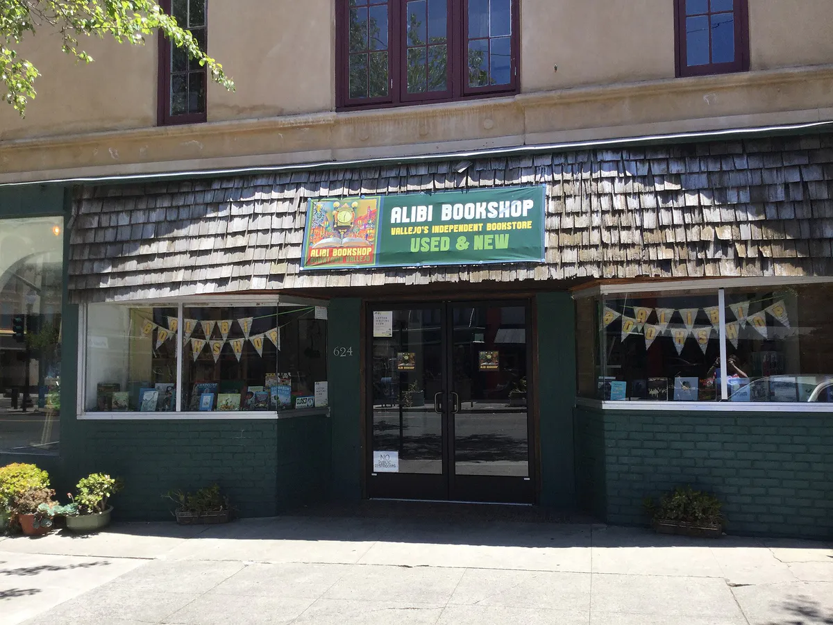 Alibi Bookshop in Vallejo, California on Marin Street