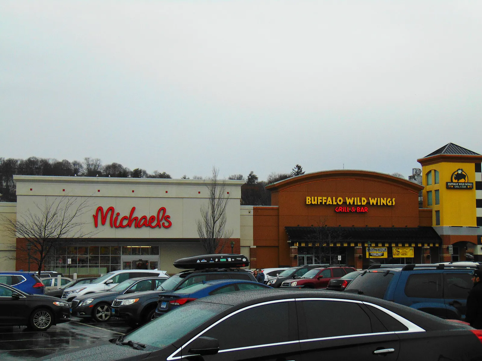 Brass Mill Plaza (Waterbury, Connecticut) (40650724252)
