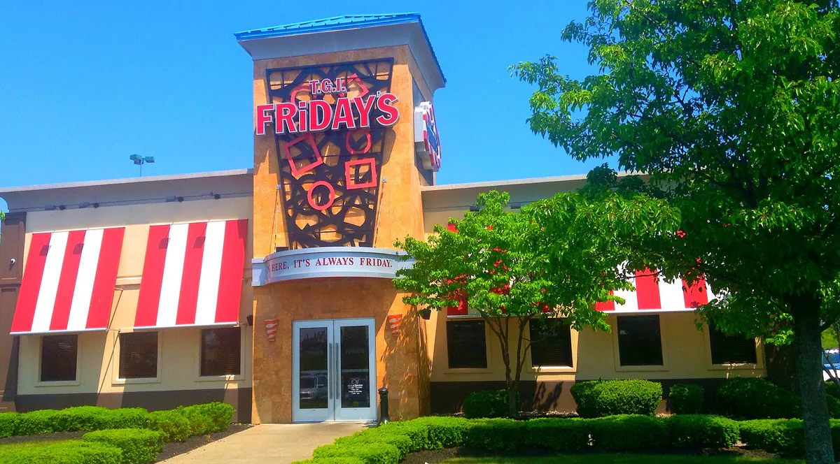 TGI Friday's Restaurant 6 2014 Waterbury CT. (14346518071), Connecticut